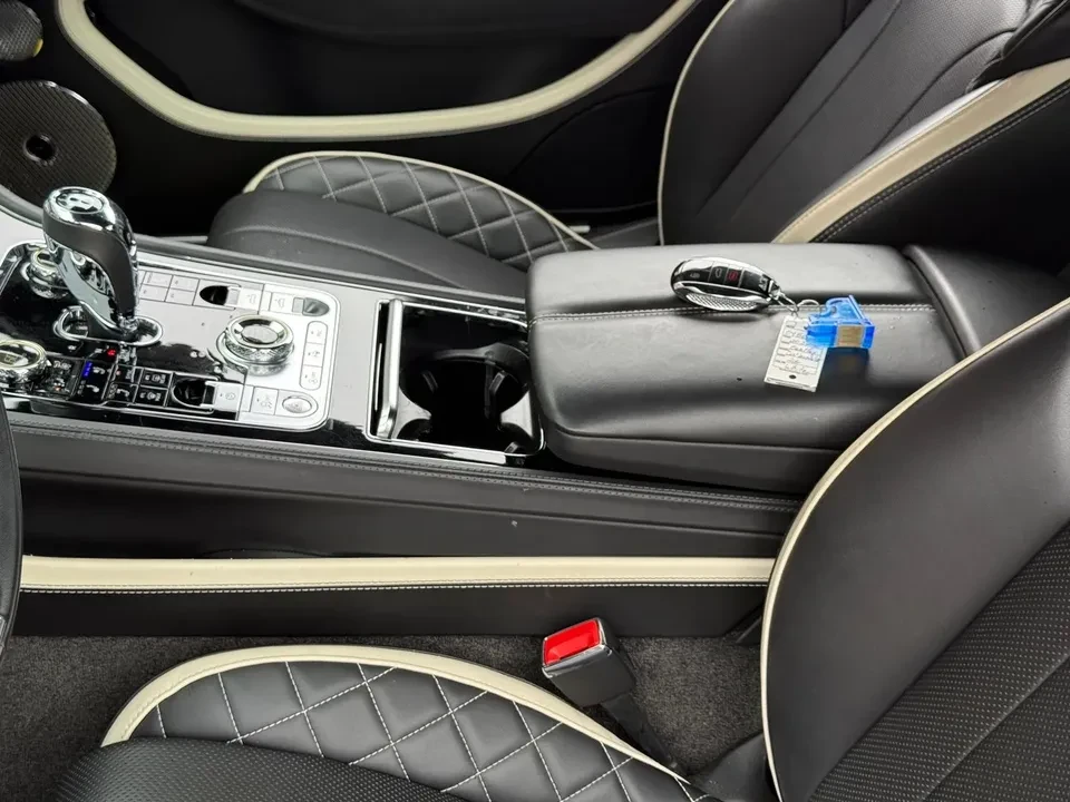 2022 Bentley Continental GT Speed 3rd Gen - Image 10 of 18