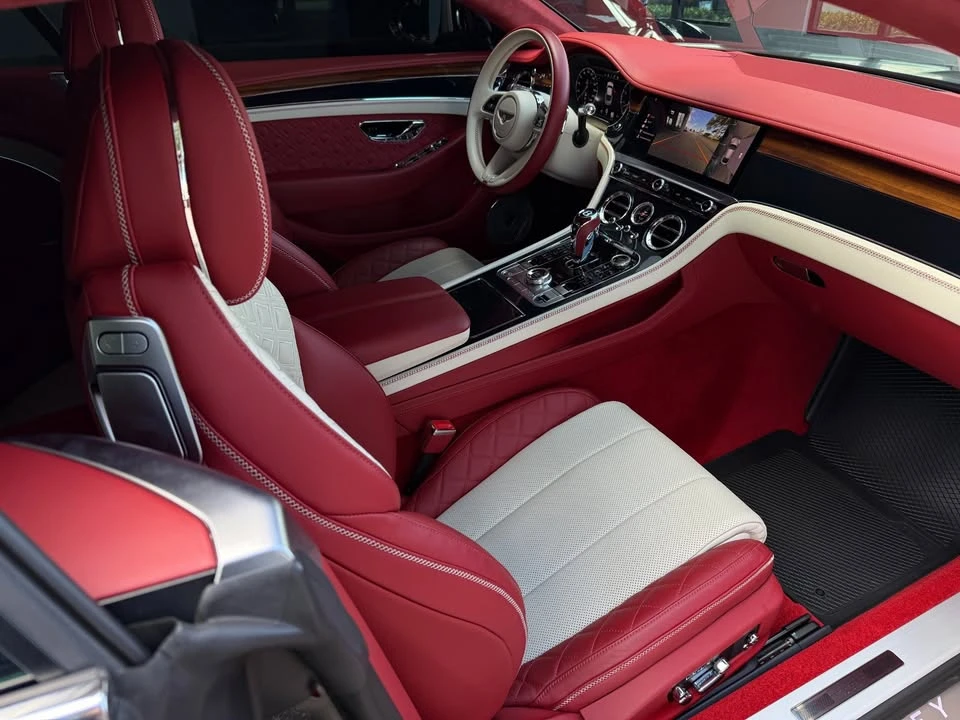 2022 Bentley Continental GT 3rd Gen - Image 16 of 19