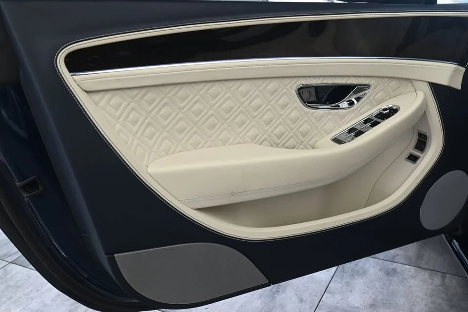 2022 Bentley Continental GT 3rd Gen - Image 11 of 20