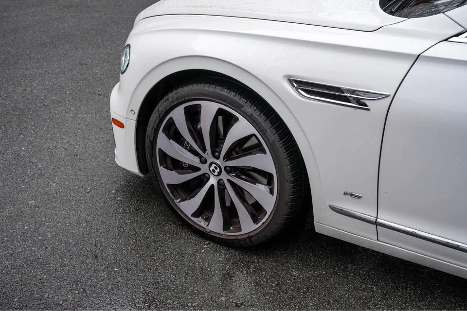 2022 Bentley Continental - Image 10 of 12