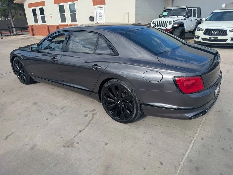 2022 Bentley Continental - Image 7 of 9