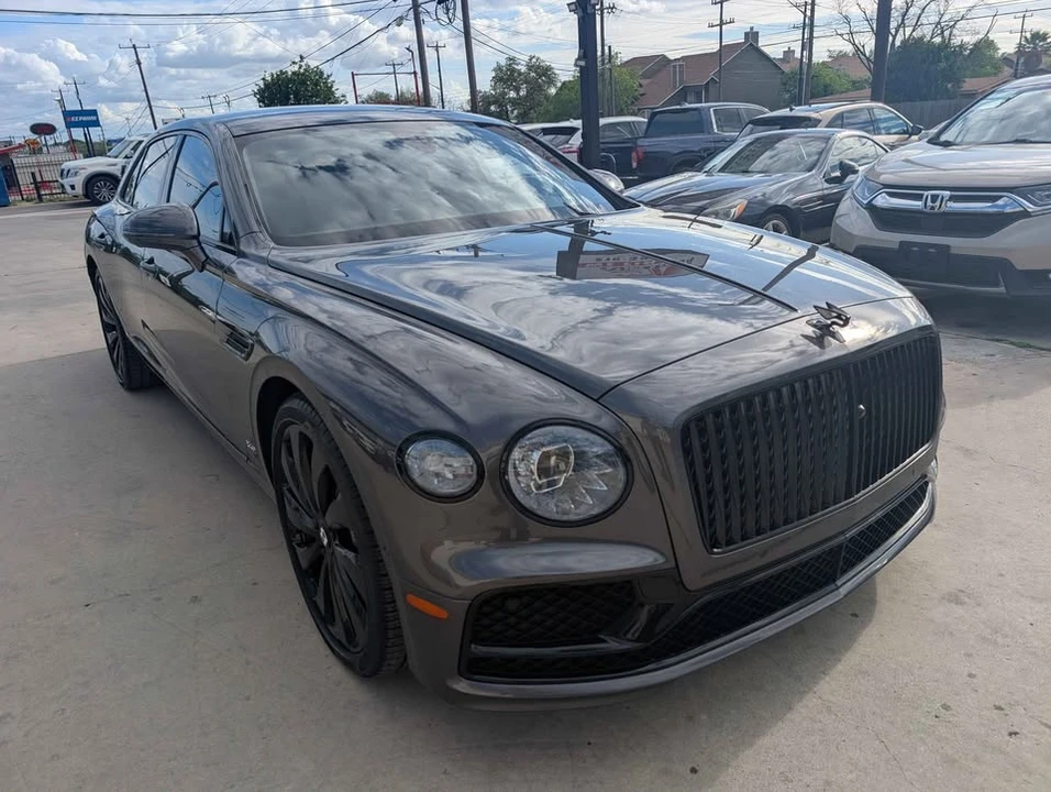 2022 Bentley Continental - Image 4 of 9