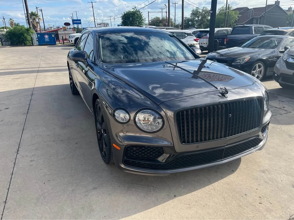 2022 Bentley Continental - Image 10 of 11