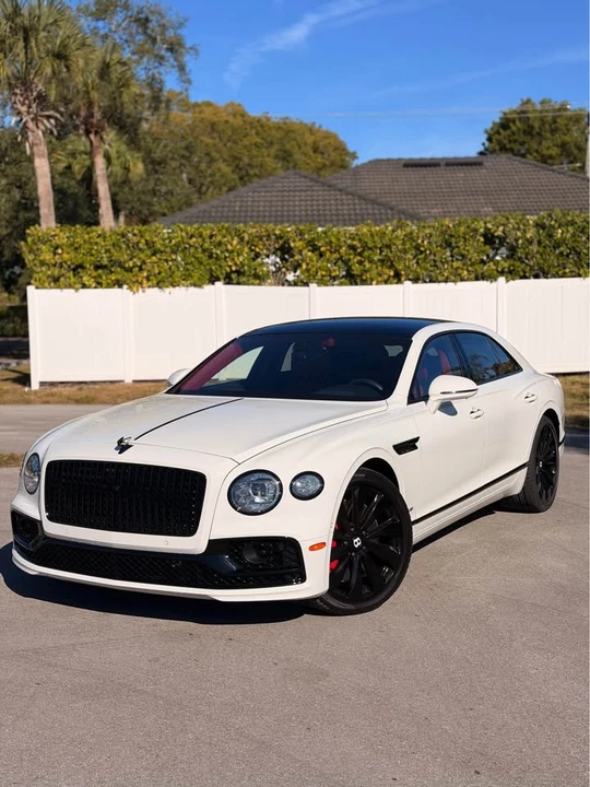 2022 Bentley Continental - Image 2 of 20