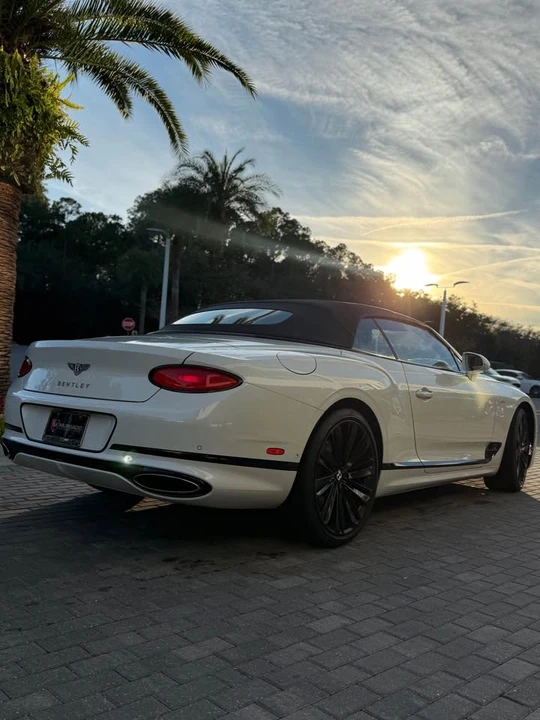 2022 Bentley Continental GTC - Image 2 of 4
