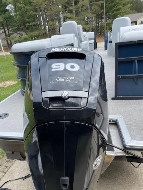 2022 Bentley Bentayga - Image 6 of 16