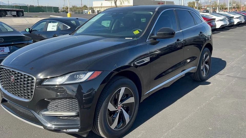 2022 Jaguar F-Pace - Image 9 of 9