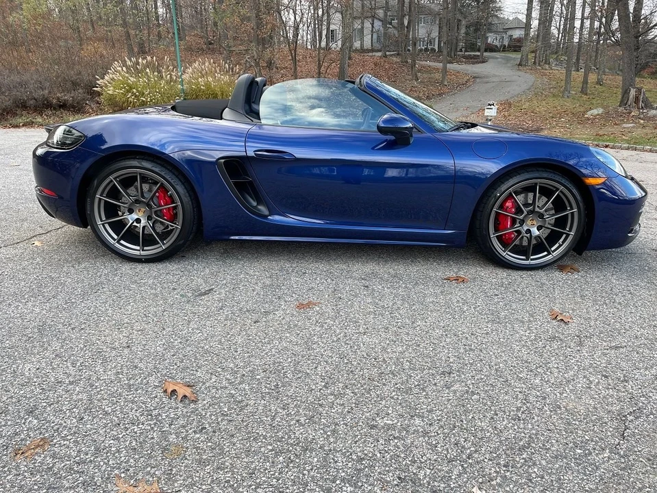 2022 Porsche 718 Boxster GTS 4.0 - Image 2 of 6