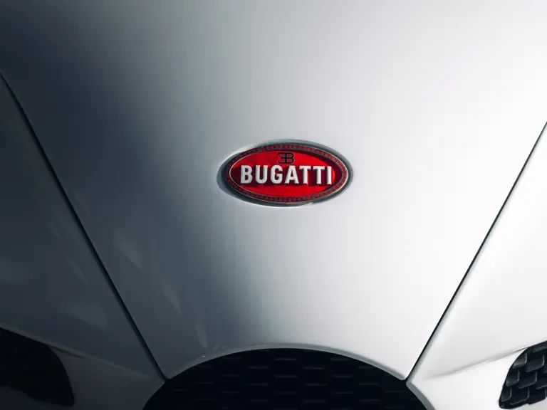 2022 Bugatti Chiron - Image 7 of 31