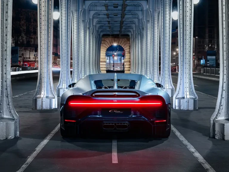 2022 Bugatti Chiron - Image 8 of 31