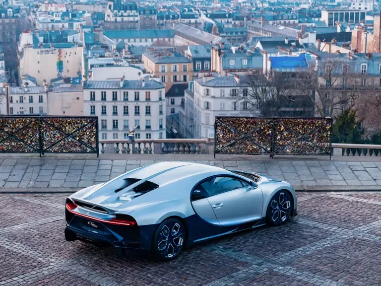 2022 Bugatti Chiron - Image 3 of 31