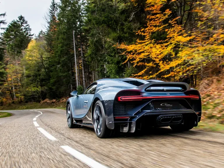 2022 Bugatti Chiron - Image 27 of 31