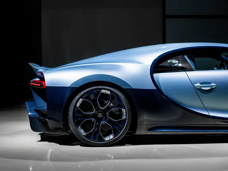 2022 Bugatti Chiron - Image 15 of 31