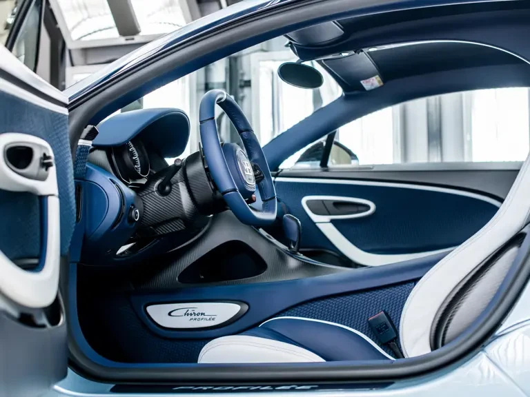 2022 Bugatti Chiron - Image 18 of 31