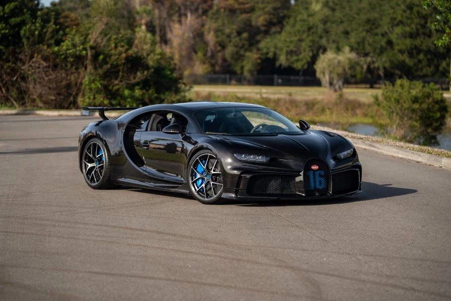 2022 Bugatti Chiron Pur Sport - Image 16 of 31