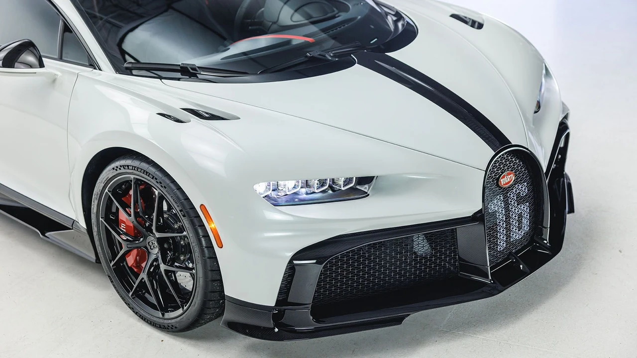2022 Bugatti Chiron Pur Sport - Image 25 of 31