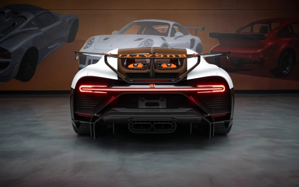 2022 Bugatti Chiron Pur Sport - Image 11 of 31