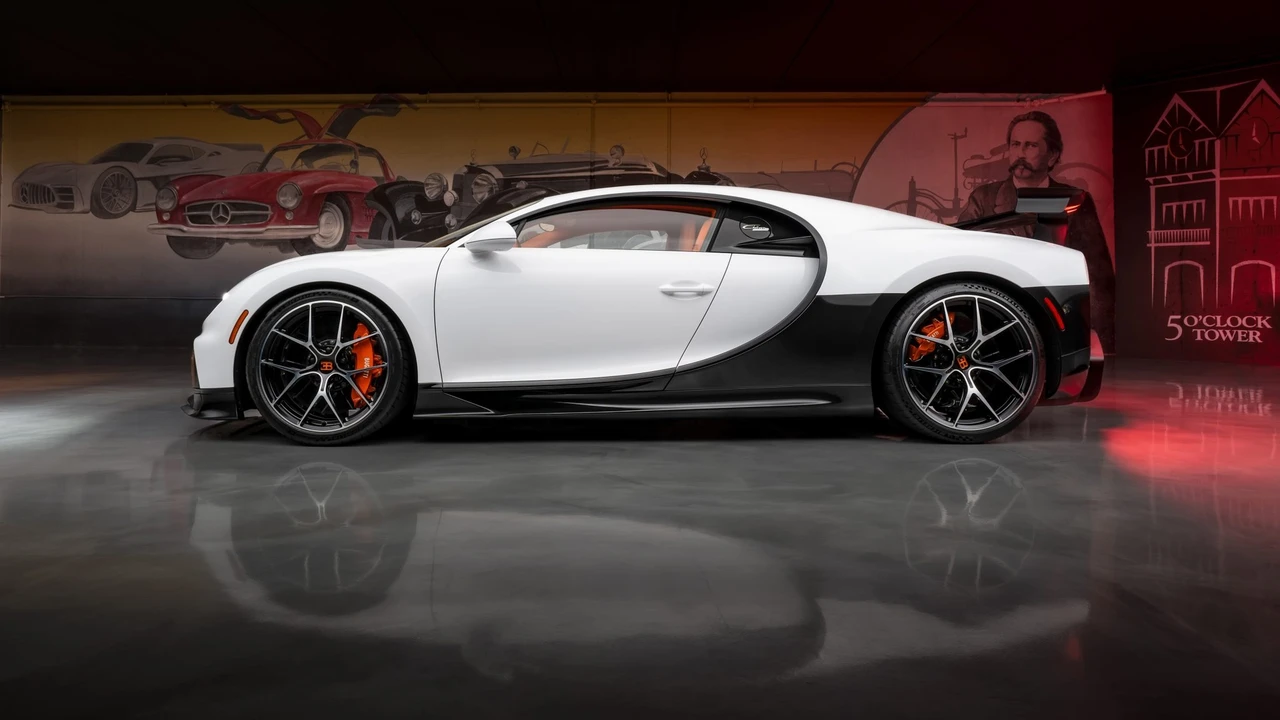 2022 Bugatti Chiron Pur Sport - Image 8 of 31