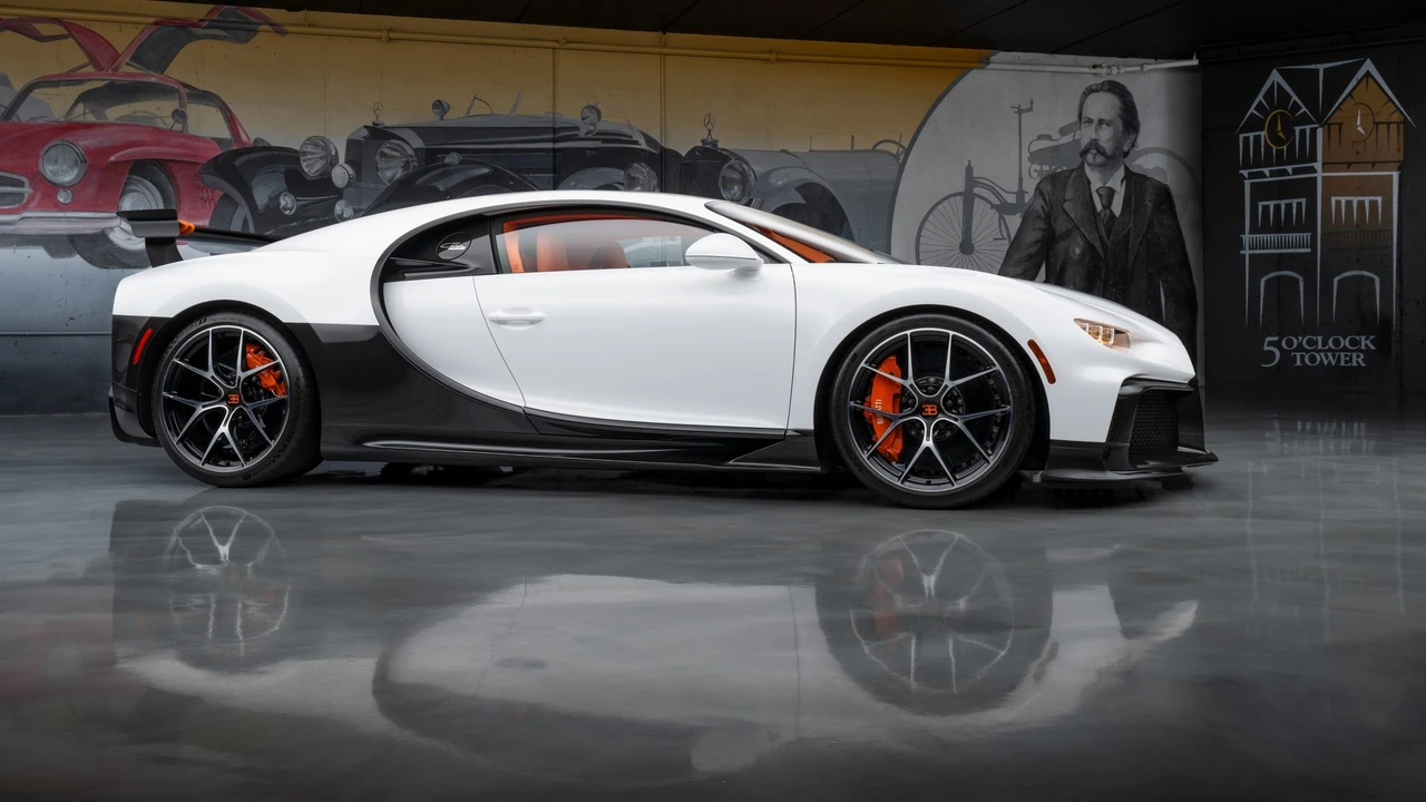 2022 Bugatti Chiron Pur Sport - Image 15 of 31