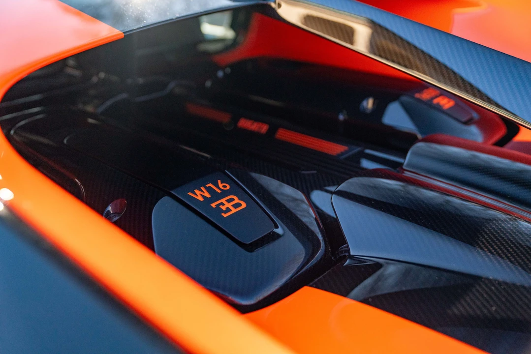 2022 Bugatti Chiron Super Sport - Image 15 of 31