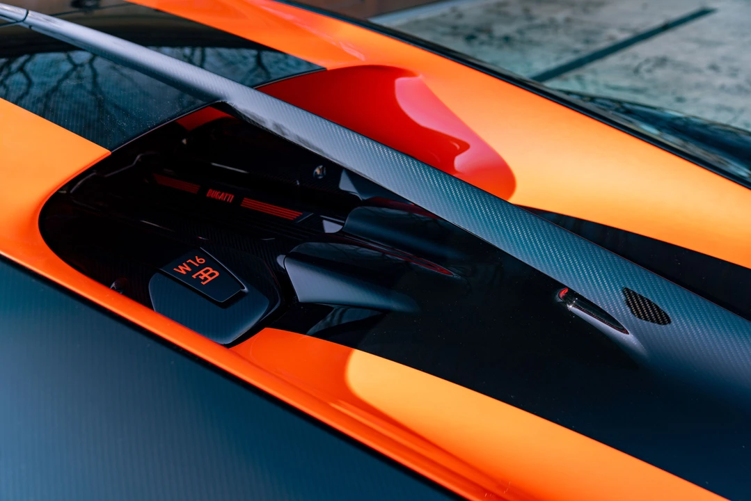 2022 Bugatti Chiron Super Sport - Image 17 of 31