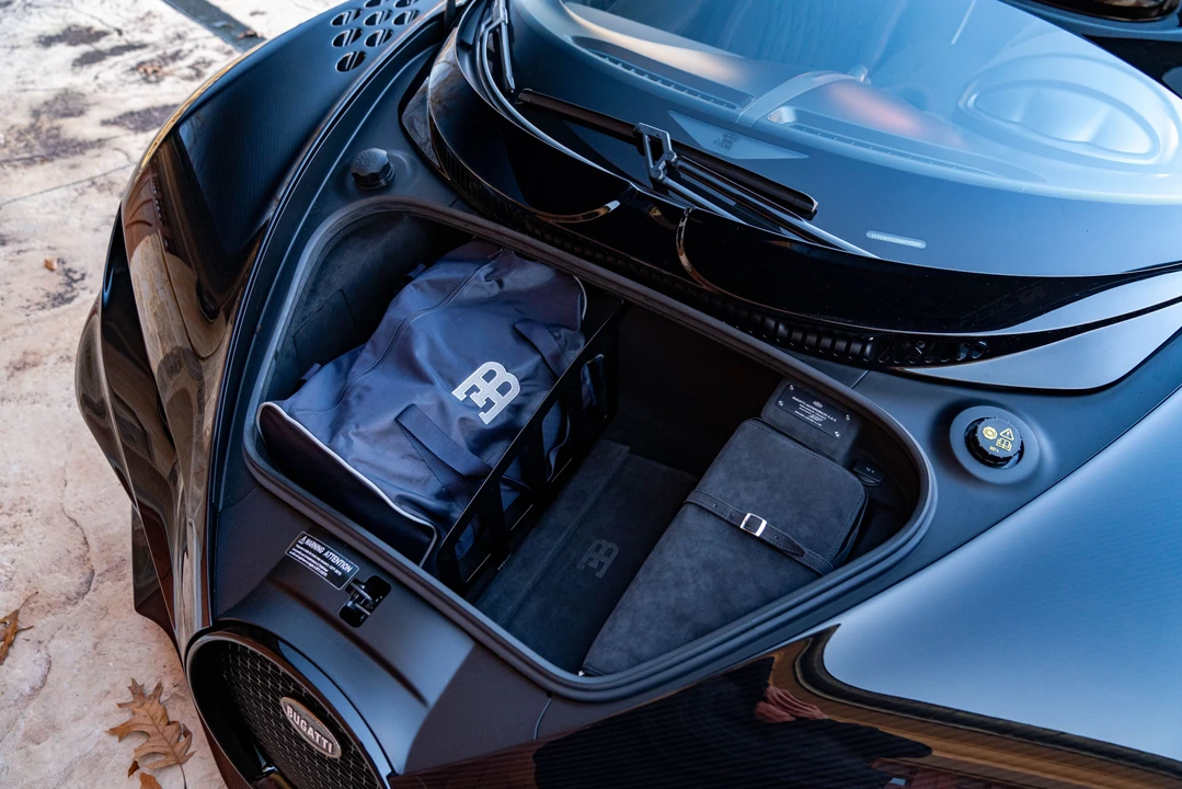 2022 Bugatti Chiron Super Sport - Image 25 of 31