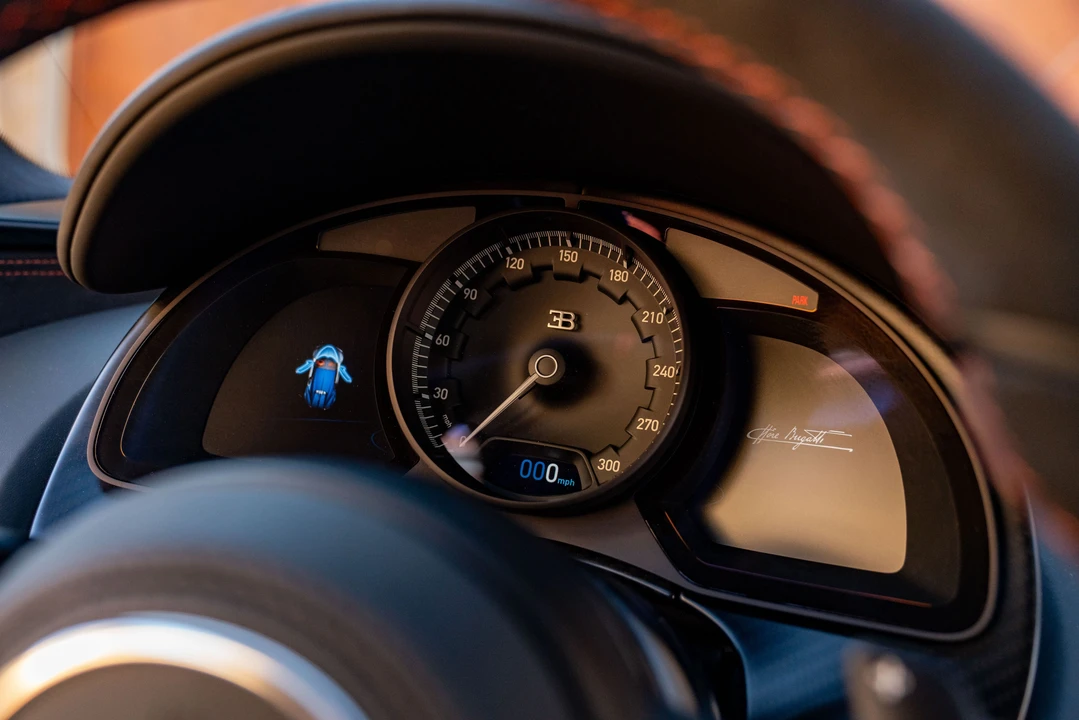 2022 Bugatti Chiron Super Sport - Image 31 of 31