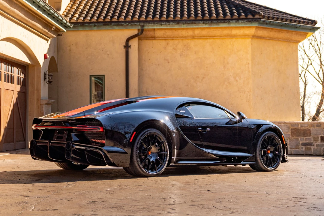 2022 Bugatti Chiron Super Sport - Image 5 of 31