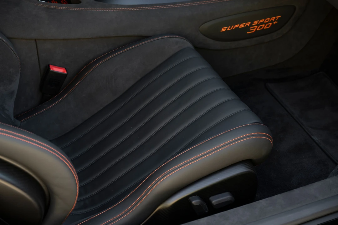 2022 Bugatti Chiron Super Sport - Image 29 of 31