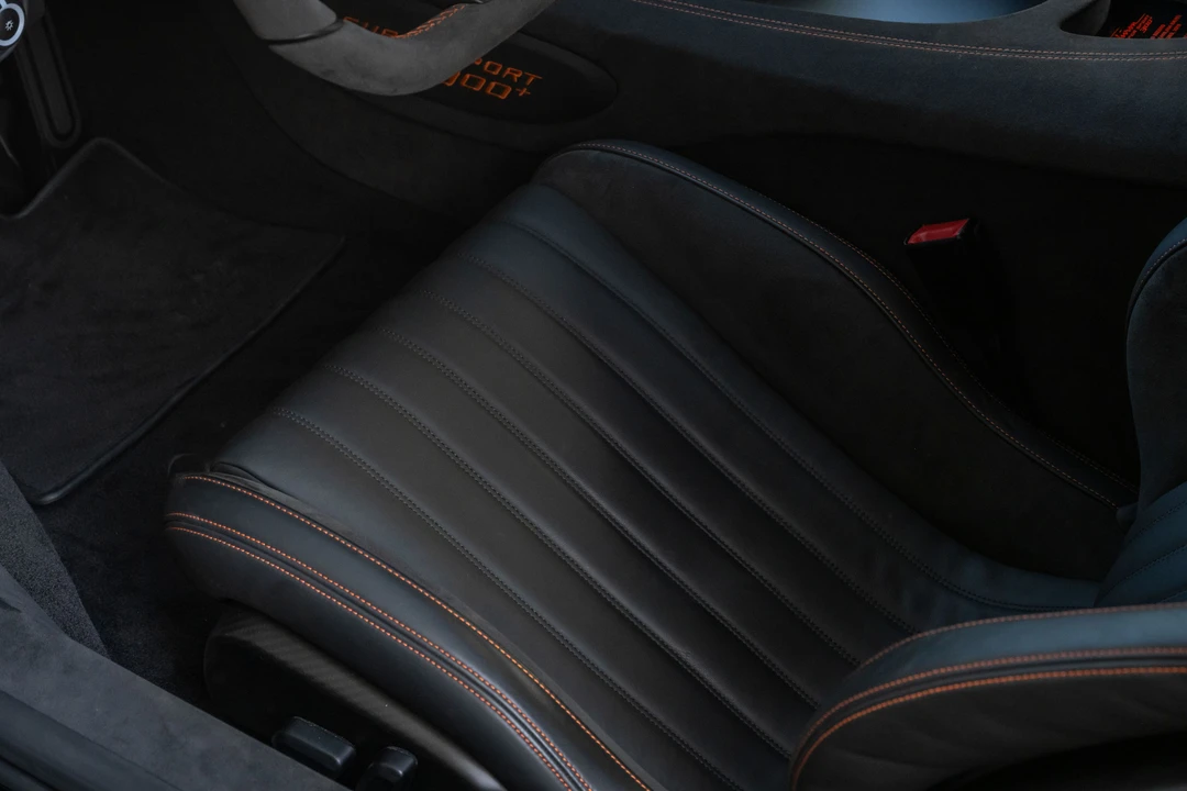 2022 Bugatti Chiron Super Sport - Image 30 of 31
