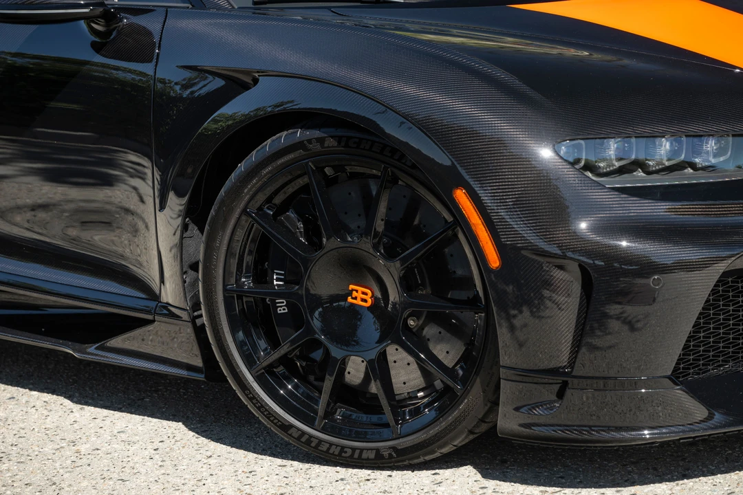 2022 Bugatti Chiron Super Sport - Image 23 of 31