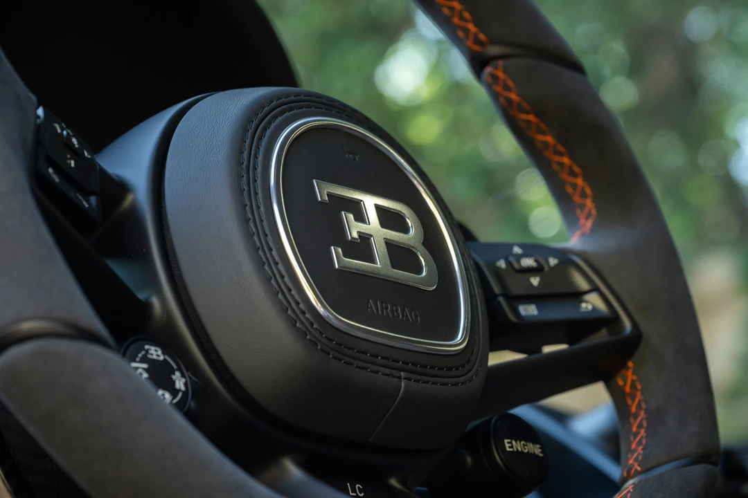 2022 Bugatti Chiron Super Sport - Image 25 of 31