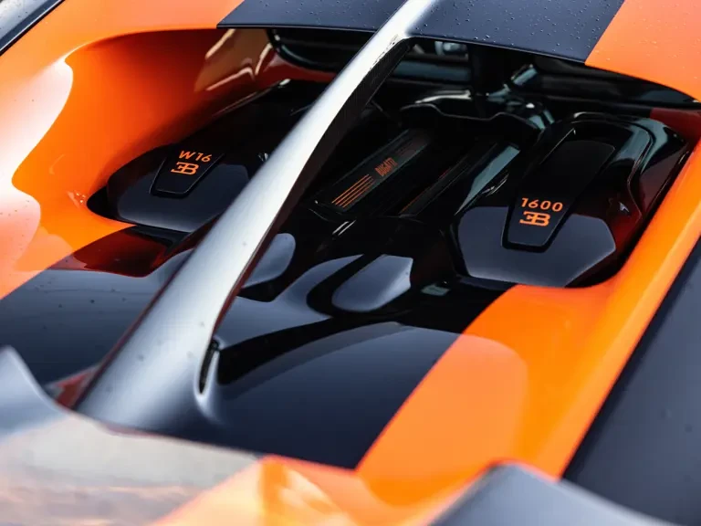 2022 Bugatti Chiron Super Sport - Image 4 of 31