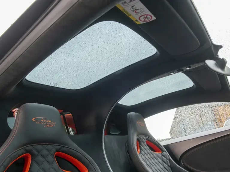 2022 Bugatti Chiron Super Sport - Image 16 of 31