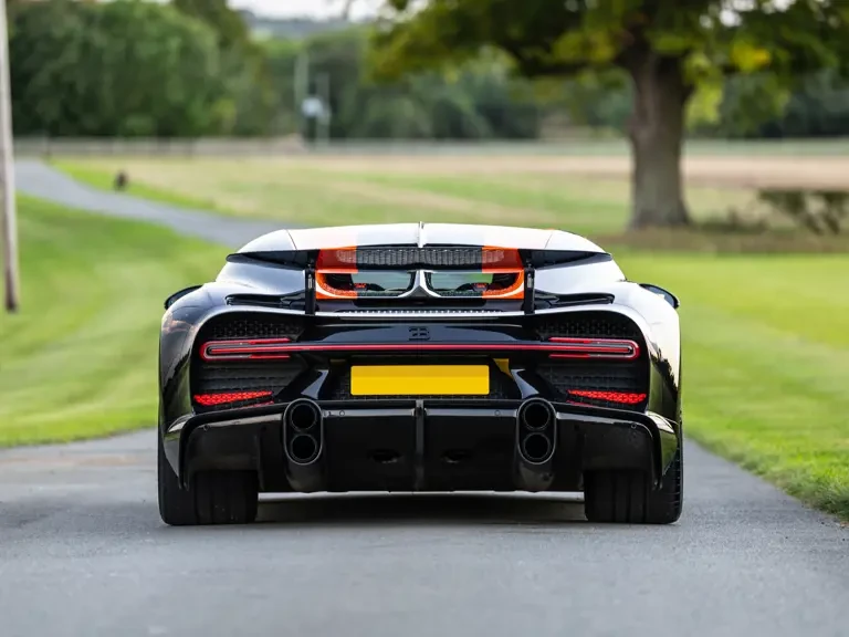 2022 Bugatti Chiron Super Sport - Image 8 of 31