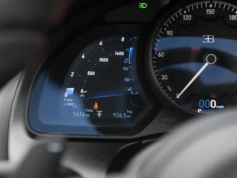 2022 Bugatti Chiron Super Sport - Image 27 of 31