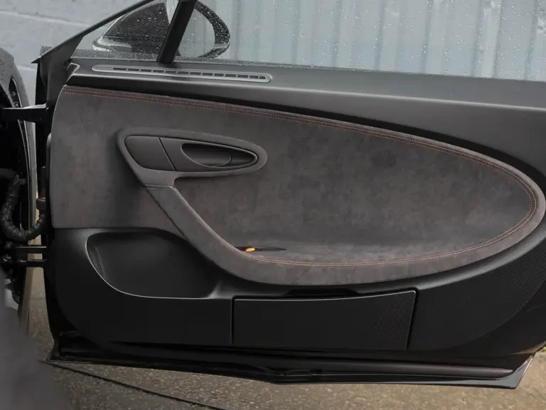 2022 Bugatti Chiron Super Sport - Image 12 of 31