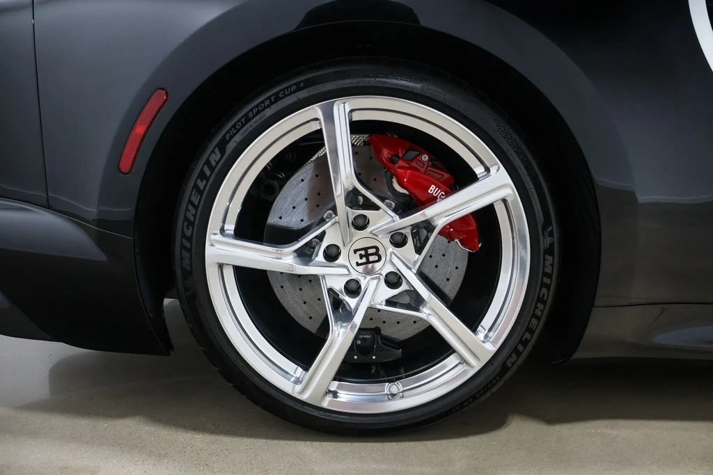 2022 Bugatti Chiron Super Sport - Image 15 of 21