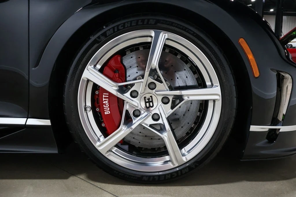 2022 Bugatti Chiron Super Sport - Image 14 of 21