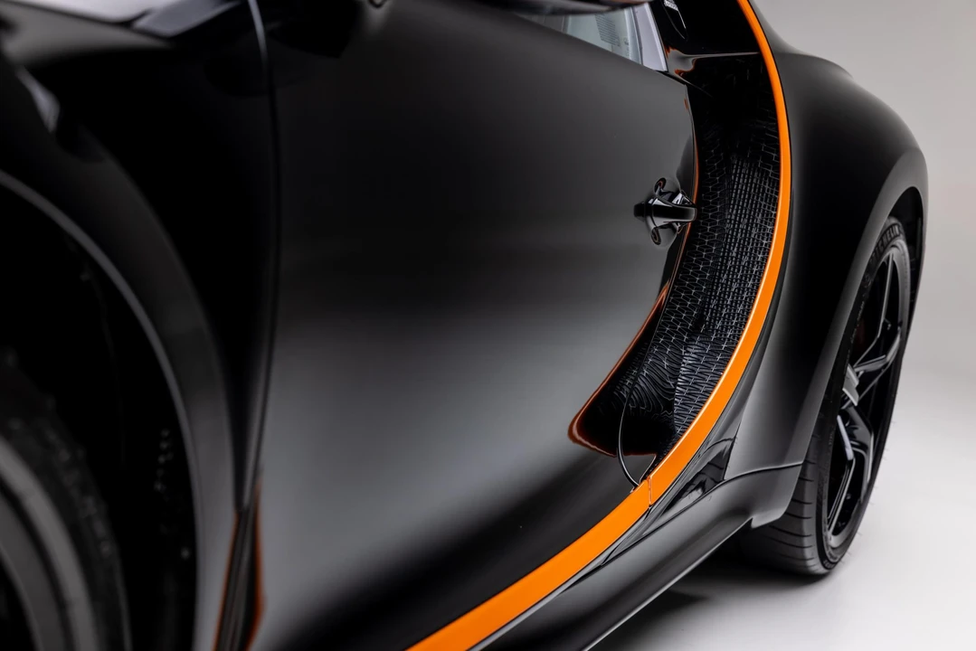 2022 Bugatti Chiron Super Sport - Image 27 of 31