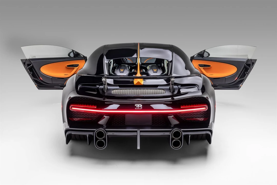 2022 Bugatti Chiron Super Sport - Image 17 of 31