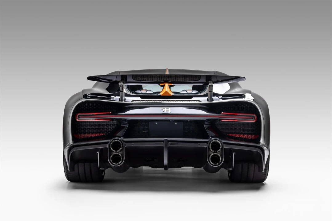 2022 Bugatti Chiron Super Sport - Image 16 of 31