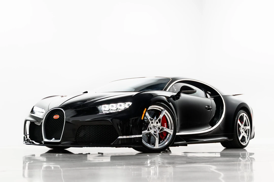 2022 Bugatti Chiron Super Sport - Image 2 of 31