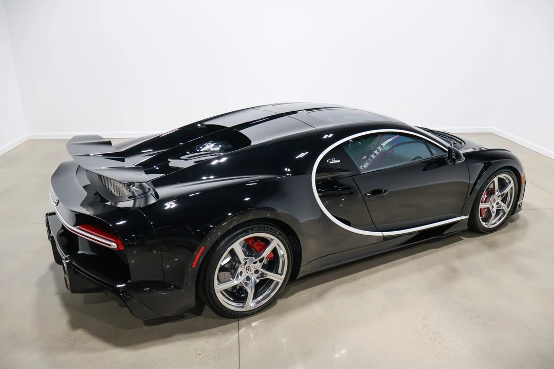 2022 Bugatti Chiron Super Sport - Image 18 of 31
