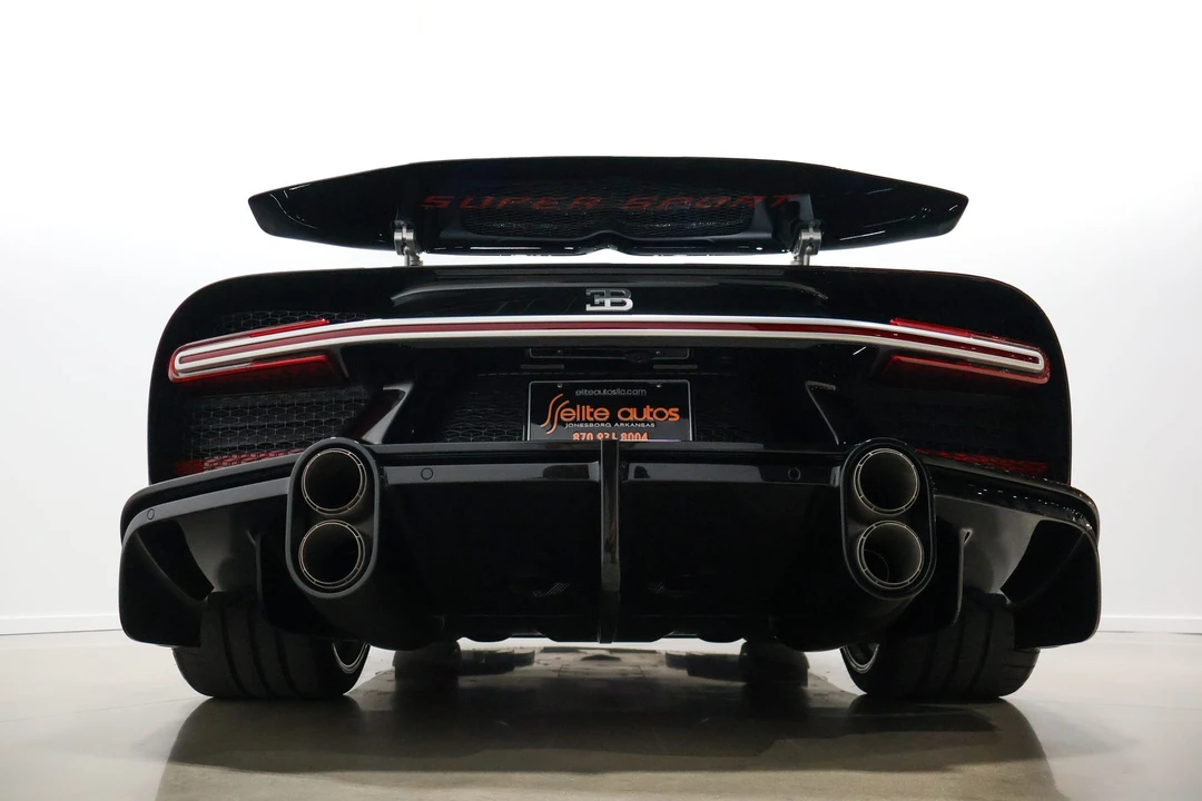 2022 Bugatti Chiron Super Sport - Image 16 of 31