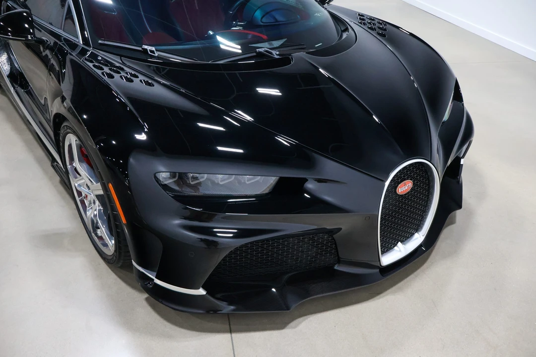 2022 Bugatti Chiron Super Sport - Image 29 of 31