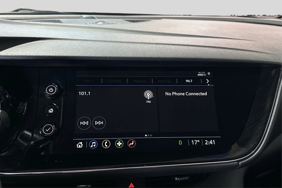 2022 Buick Envision - Image 16 of 20