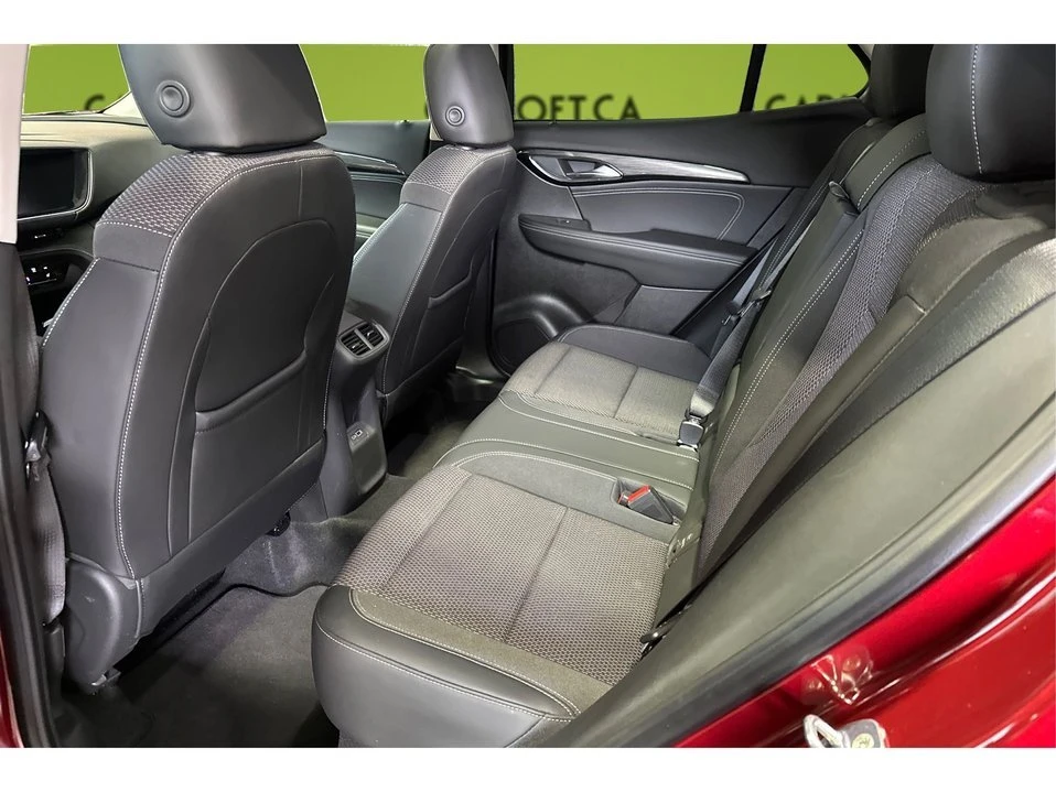 2022 Buick Envision - Image 10 of 20