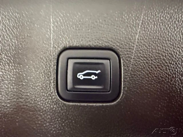 2022 Buick Enclave - Image 9 of 12