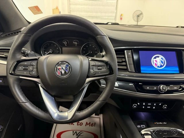 2022 Buick Enclave - Image 19 of 21
